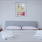 Alojamento de Acomodação e Pequeno-almoço Alpaca 3*